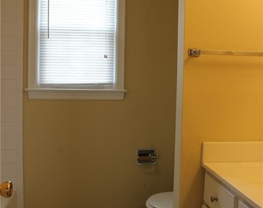 110 Dupuy Avenue - Photo Thumbnail 5