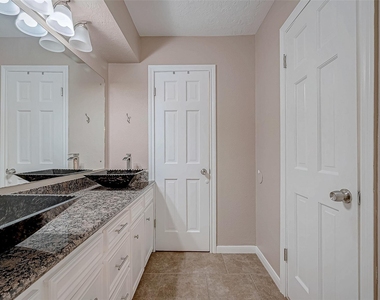 8110 Bent Oak Lane - Photo Thumbnail 36