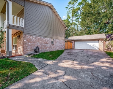 8110 Bent Oak Lane - Photo Thumbnail 42