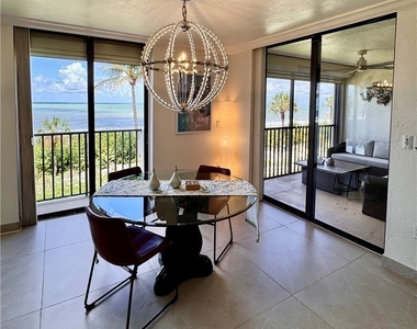 10475 Gulf Shore Drive - Photo Thumbnail 11
