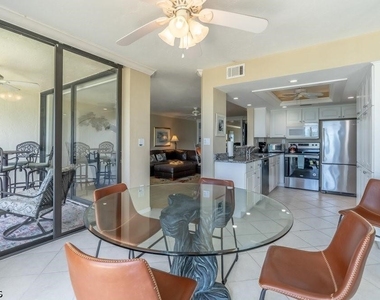 10475 Gulf Shore Drive - Photo Thumbnail 5