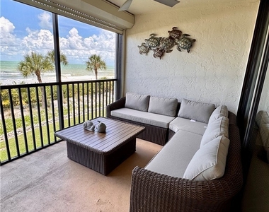 10475 Gulf Shore Drive - Photo Thumbnail 3