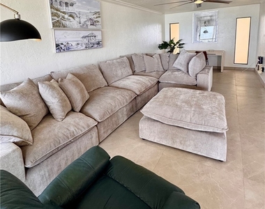 10475 Gulf Shore Drive - Photo Thumbnail 6