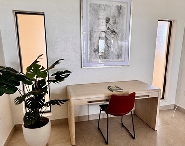 10475 Gulf Shore Drive - Photo Thumbnail 9