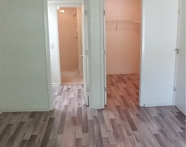 2135 Crystal Drive - Photo Thumbnail 20