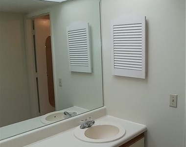 2135 Crystal Drive - Photo Thumbnail 21