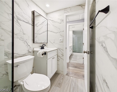 567 13th Street N - Photo Thumbnail 12