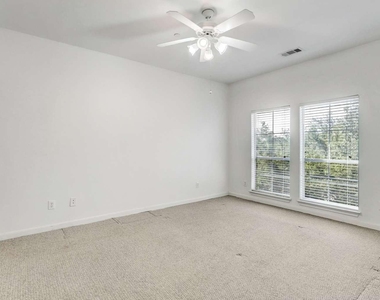 3001 Murworth Drive - Photo Thumbnail 8