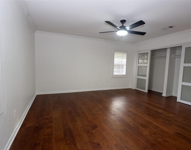4839 Mcdermed Drive - Photo Thumbnail 11