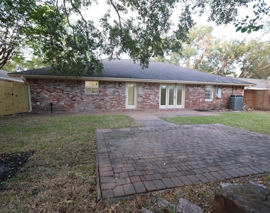 4839 Mcdermed Drive - Photo Thumbnail 20