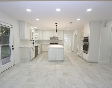 4839 Mcdermed Drive - Photo Thumbnail 8