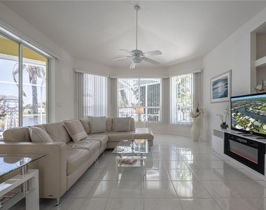 4412 Sw 26th Avenue - Photo Thumbnail 11