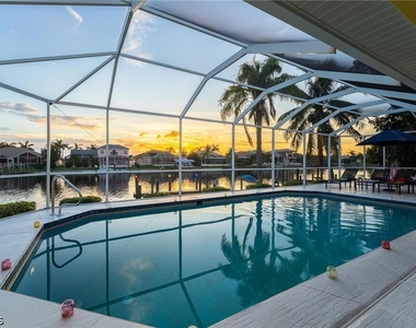 4412 Sw 26th Avenue - Photo Thumbnail 5