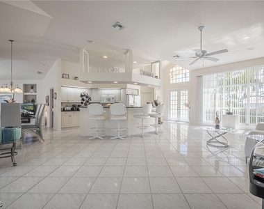 4412 Sw 26th Avenue - Photo Thumbnail 16