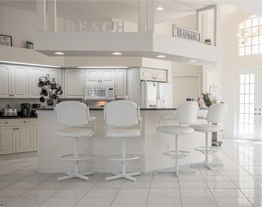 4412 Sw 26th Avenue - Photo Thumbnail 17
