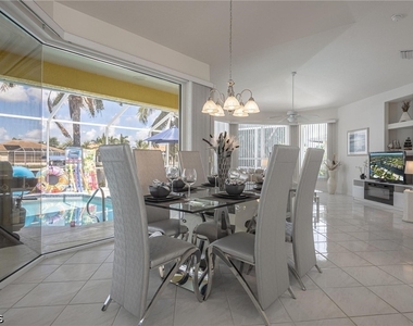 4412 Sw 26th Avenue - Photo Thumbnail 12