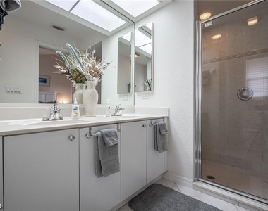 4412 Sw 26th Avenue - Photo Thumbnail 27
