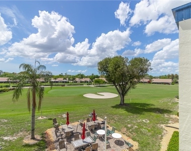 6220 Augusta Drive - Photo Thumbnail 10