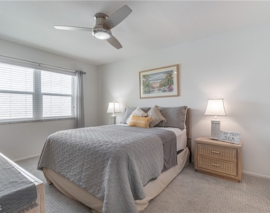 6220 Augusta Drive - Photo Thumbnail 6