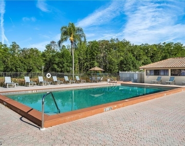 13076 Cross Creek Court - Photo Thumbnail 19