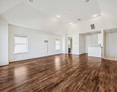 1407 Knox Street - Photo Thumbnail 20