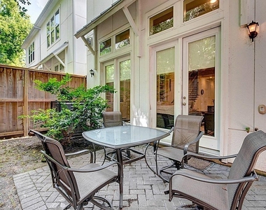 1407 Knox Street - Photo Thumbnail 25