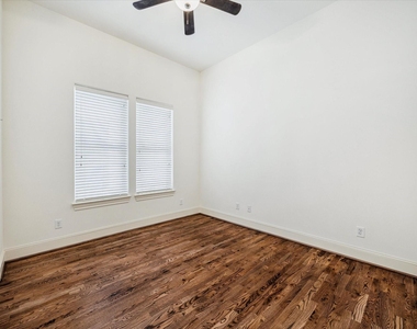 1407 Knox Street - Photo Thumbnail 17