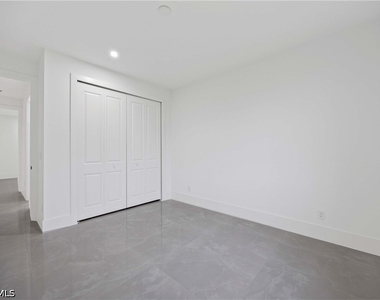 2619 23rd Street W - Photo Thumbnail 22