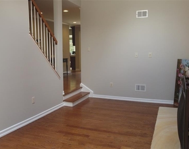 220 Butternut - Photo Thumbnail 2