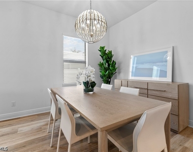 551 97th Avenue N - Photo Thumbnail 9