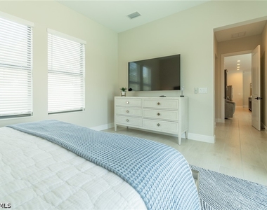 822 105th Avenue N - Photo Thumbnail 12
