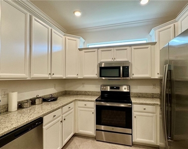 2066 Tamarron Lane - Photo Thumbnail 4