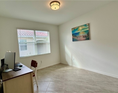 2066 Tamarron Lane - Photo Thumbnail 13