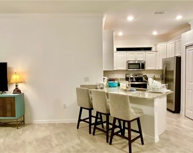 2066 Tamarron Lane - Photo Thumbnail 6