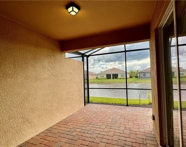 2066 Tamarron Lane - Photo Thumbnail 2