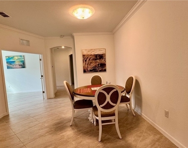 2066 Tamarron Lane - Photo Thumbnail 8