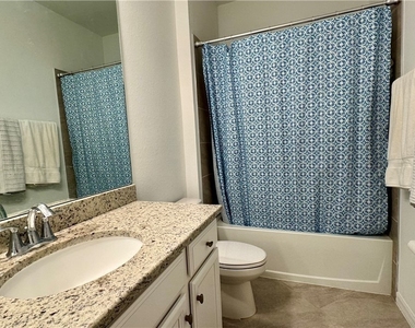 2066 Tamarron Lane - Photo Thumbnail 17