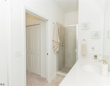 5583 Double Eagle Circle - Photo Thumbnail 9