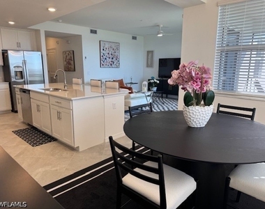 5715 Double Eagle Circle - Photo Thumbnail 7