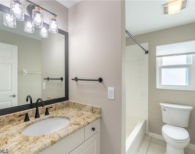 1704 Royal Circle - Photo Thumbnail 22