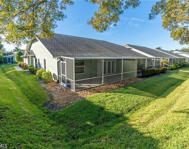 1704 Royal Circle - Photo Thumbnail 24