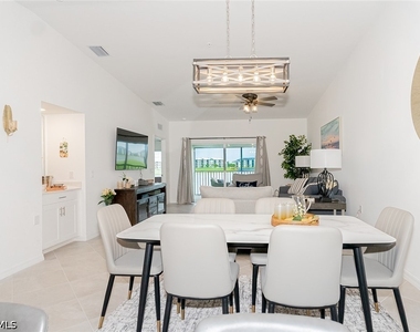 5427 Double Eagle Drive - Photo Thumbnail 12