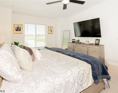 5427 Double Eagle Drive - Photo Thumbnail 19