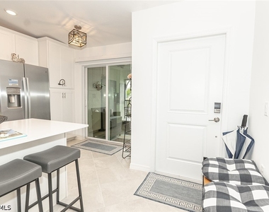 5427 Double Eagle Drive - Photo Thumbnail 6