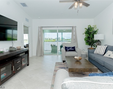 5427 Double Eagle Drive - Photo Thumbnail 7