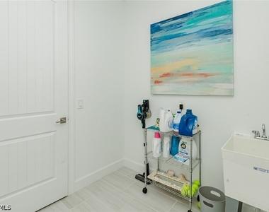 5939 Gala Drive - Photo Thumbnail 34