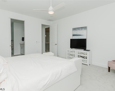 5939 Gala Drive - Photo Thumbnail 17