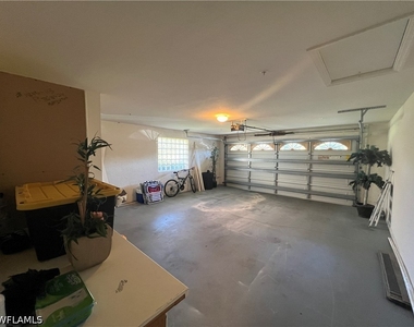 8125 Celeste Drive - Photo Thumbnail 24