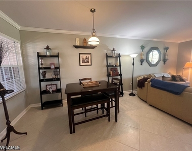 8125 Celeste Drive - Photo Thumbnail 9
