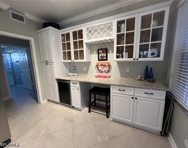 8125 Celeste Drive - Photo Thumbnail 12